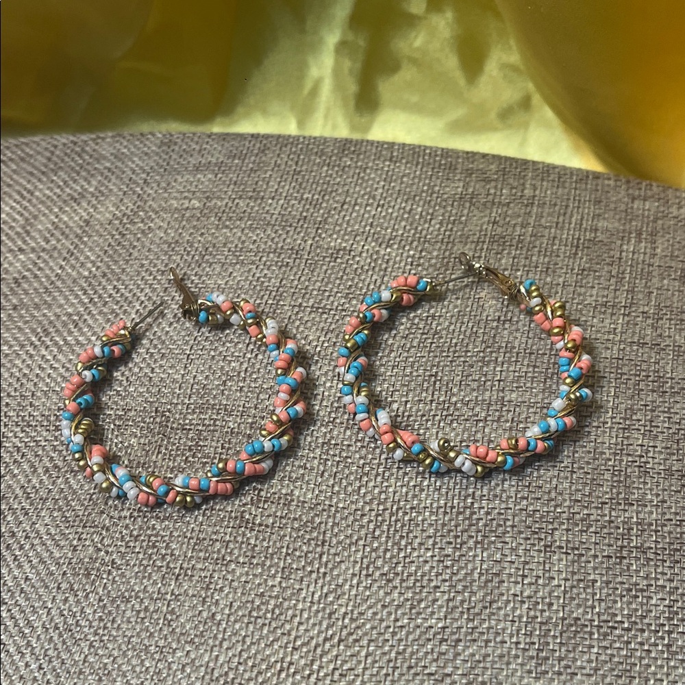 FREE With Purchase 🎁Colorful beaded earrings